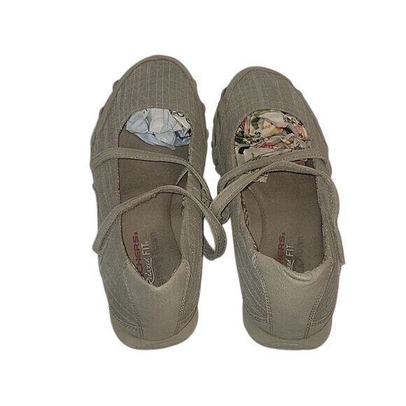 Skechers Relaxed Fit Mary Jane‎ Shoes 9 Beige Fabric Comfort Sole beach walkng - Picture 3 of 9